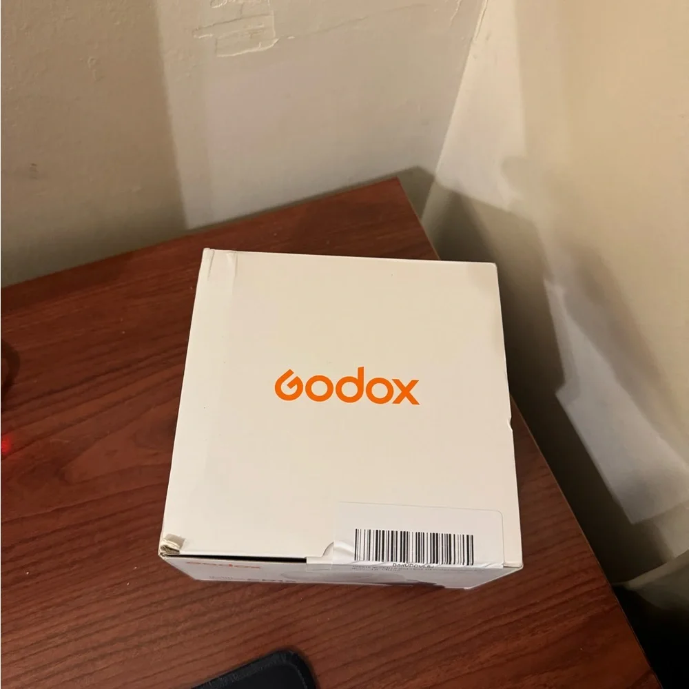 Godox flash diffuser comes with adapters never been used